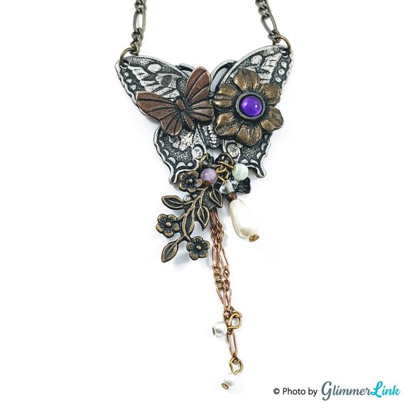 Jewelry - 🚨 FLASH SALE 🚨 Mixed Metals Butterfly Pendant Necklace